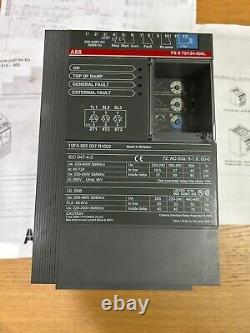 Démarreur progressif ABB PS S72/124-500L flambant neuf avec papier et boîte.